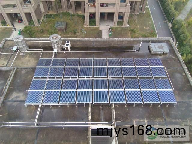 長沙芙蓉生態新城三號安寘小區幼兒園太陽能(neng)熱水係統