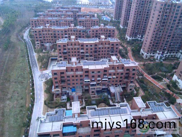 長沙中冶中央公園住宅小區二期太陽能熱水係統工程