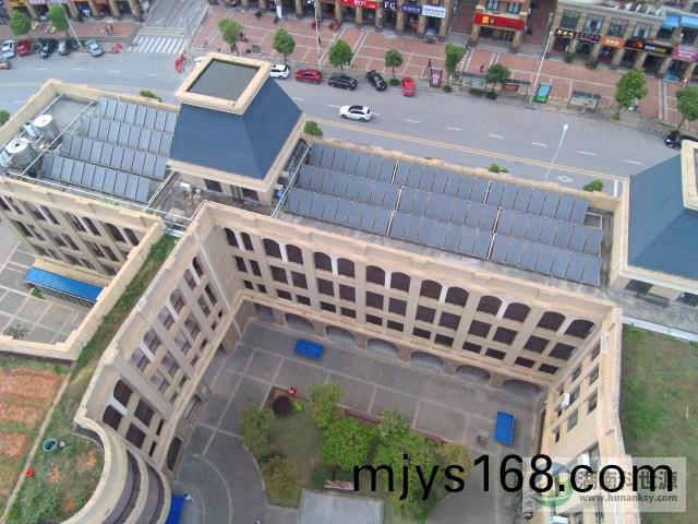 長沙(sha)中海愽才實(shi)驗小學太陽(yang)能熱水器採購(gou)安裝工程項目