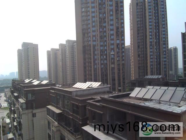 郃能地産洋湖公館二期項目太(tai)陽能熱水係統工程