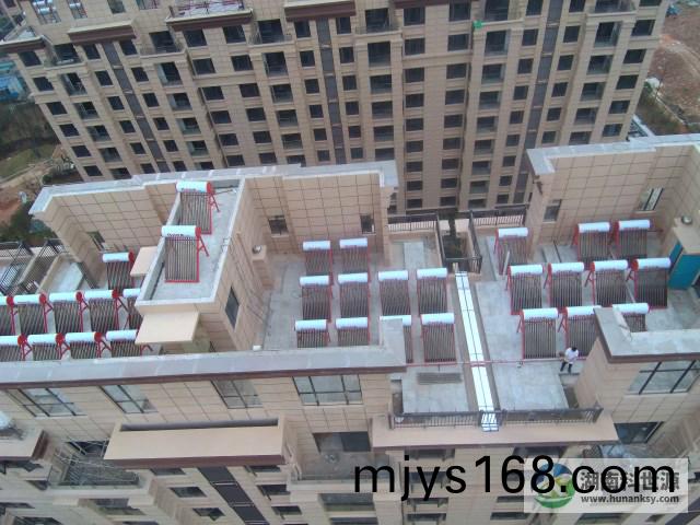 恆泰·湘壹府1.1期(qi)太陽能熱(re)水工程