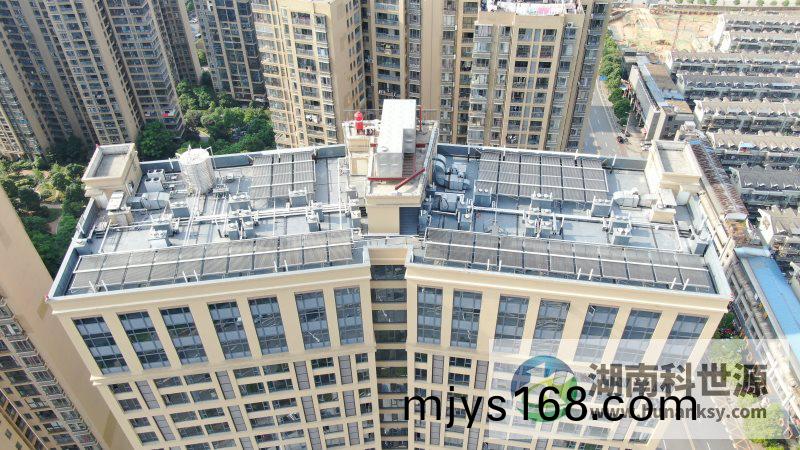 鑫遠·湘府文苑（二期(qi)）9#棟太陽能熱水係統工程