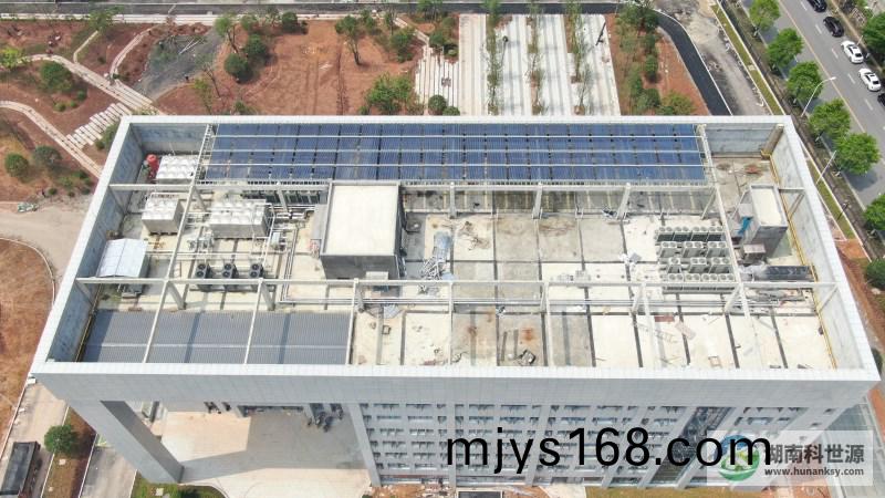 湖南益豐醫(yi)藥(yao)産業基地太陽能熱水係統工程