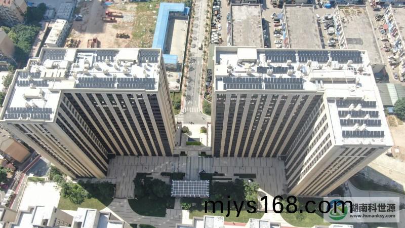 長沙中海瓏庭住宅小區1#、2#棟公寓太陽能熱水係統工(gong)程