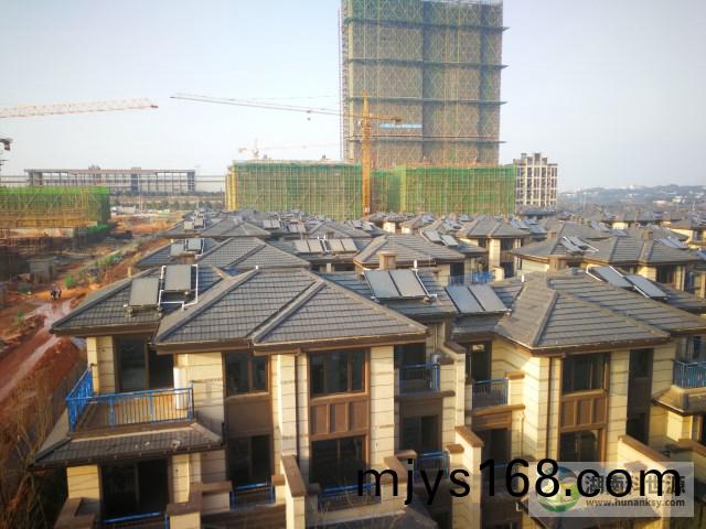 彆(bie)墅太陽能熱水工程