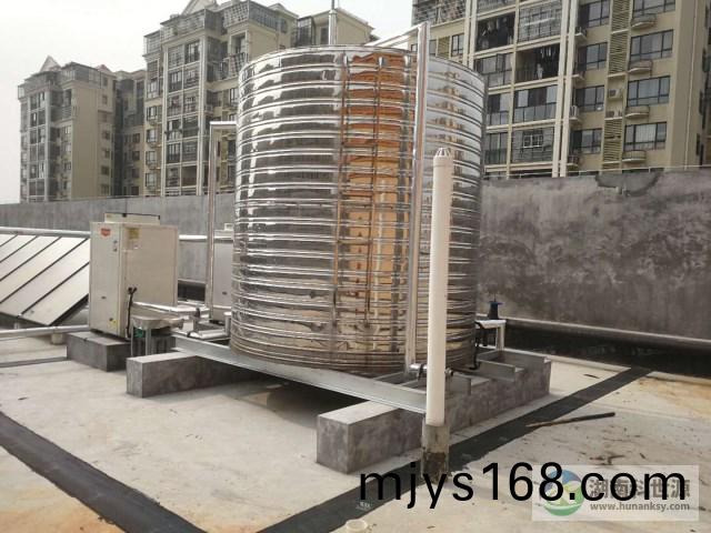 太陽能空氣(qi)能熱水工程