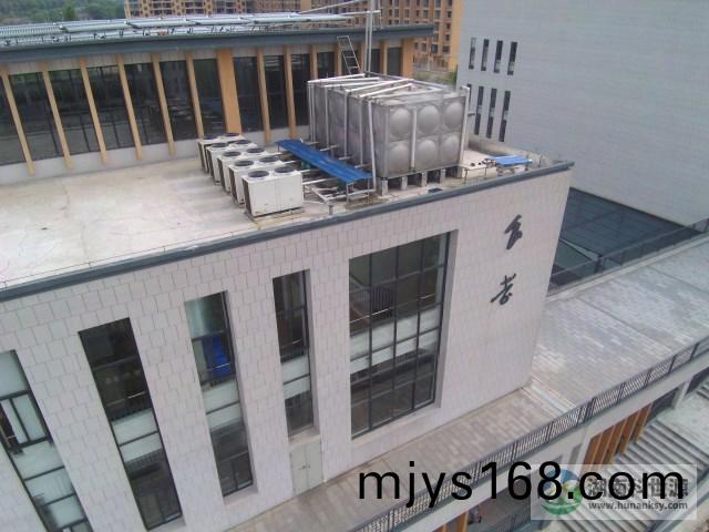 空氣能(neng)熱水係統