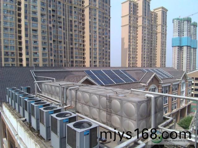 學校(xiao)太陽能熱水係統工程