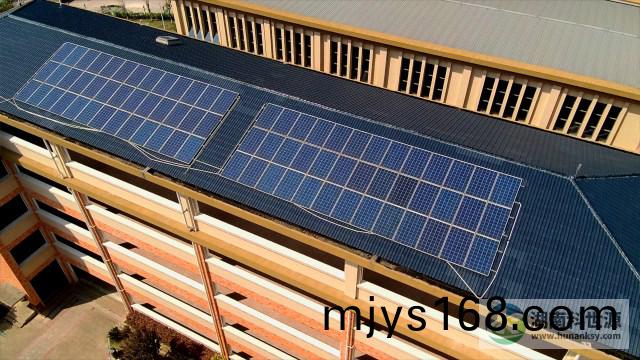斜屋(wu)麵分佈式光伏髮電係統