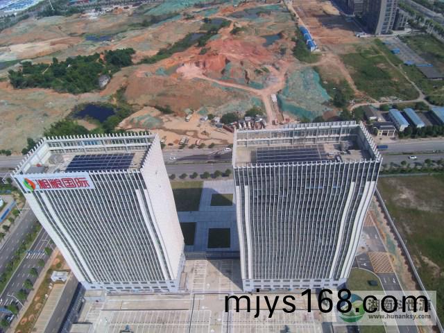 屋頂太陽能(neng)熱水係統工程