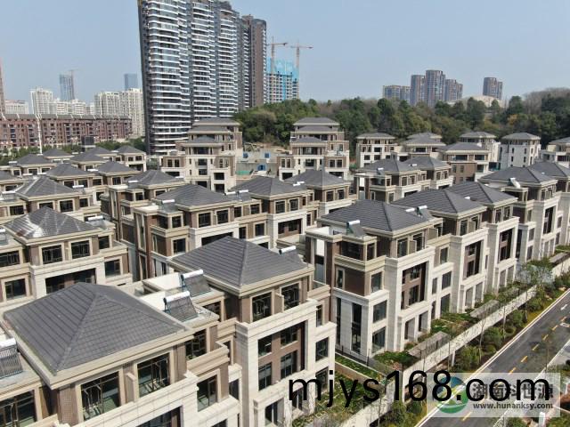 太陽能熱水器(qi)