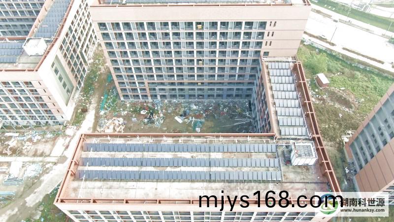 太陽能熱水係統工(gong)程