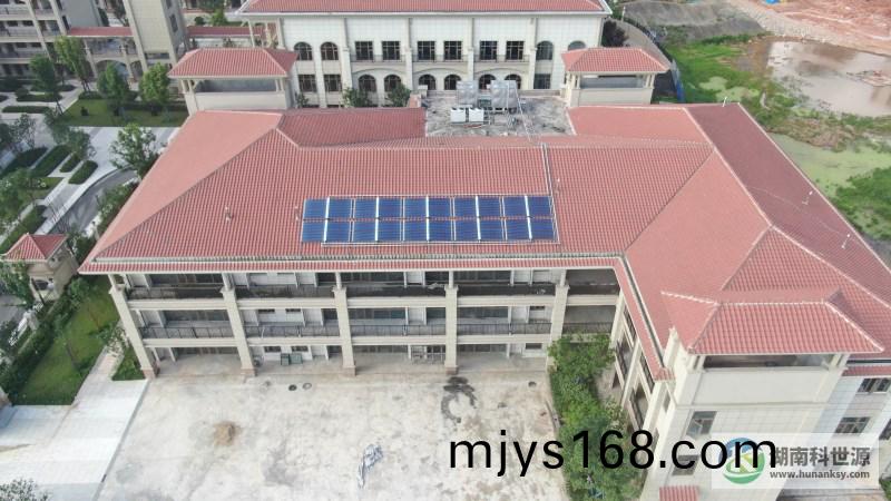 幼兒園部(bu)分太陽能熱水係(xi)統工程