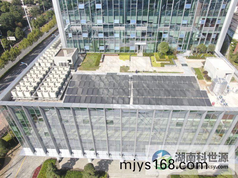 太陽能熱水係(xi)統工程